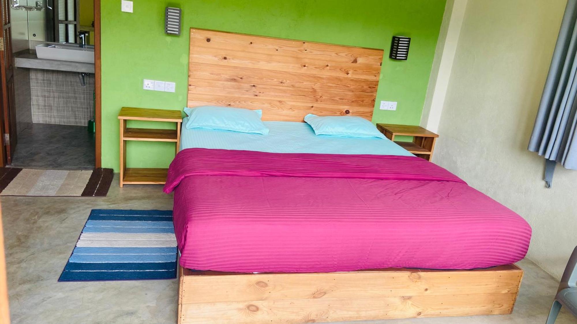 Raveena Guest House Элла Экстерьер фото